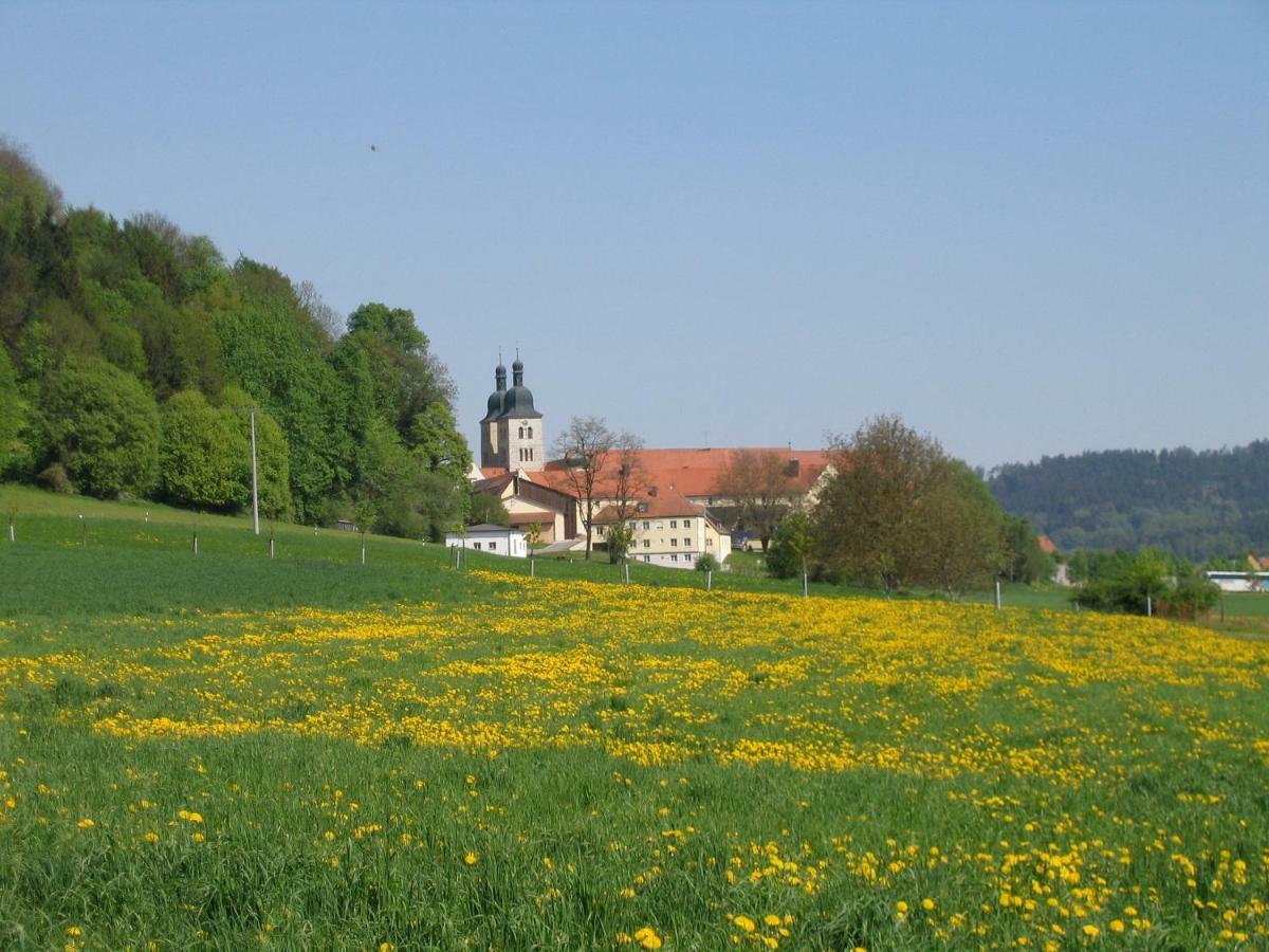 Kloster Plankstetten Gaste- Und Tagungshaus Berching Esterno foto